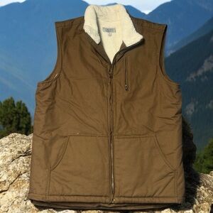 NWOT Ocean Coast Brown Canvas and Ivory Sherpa Lined Vest Men’s Size M